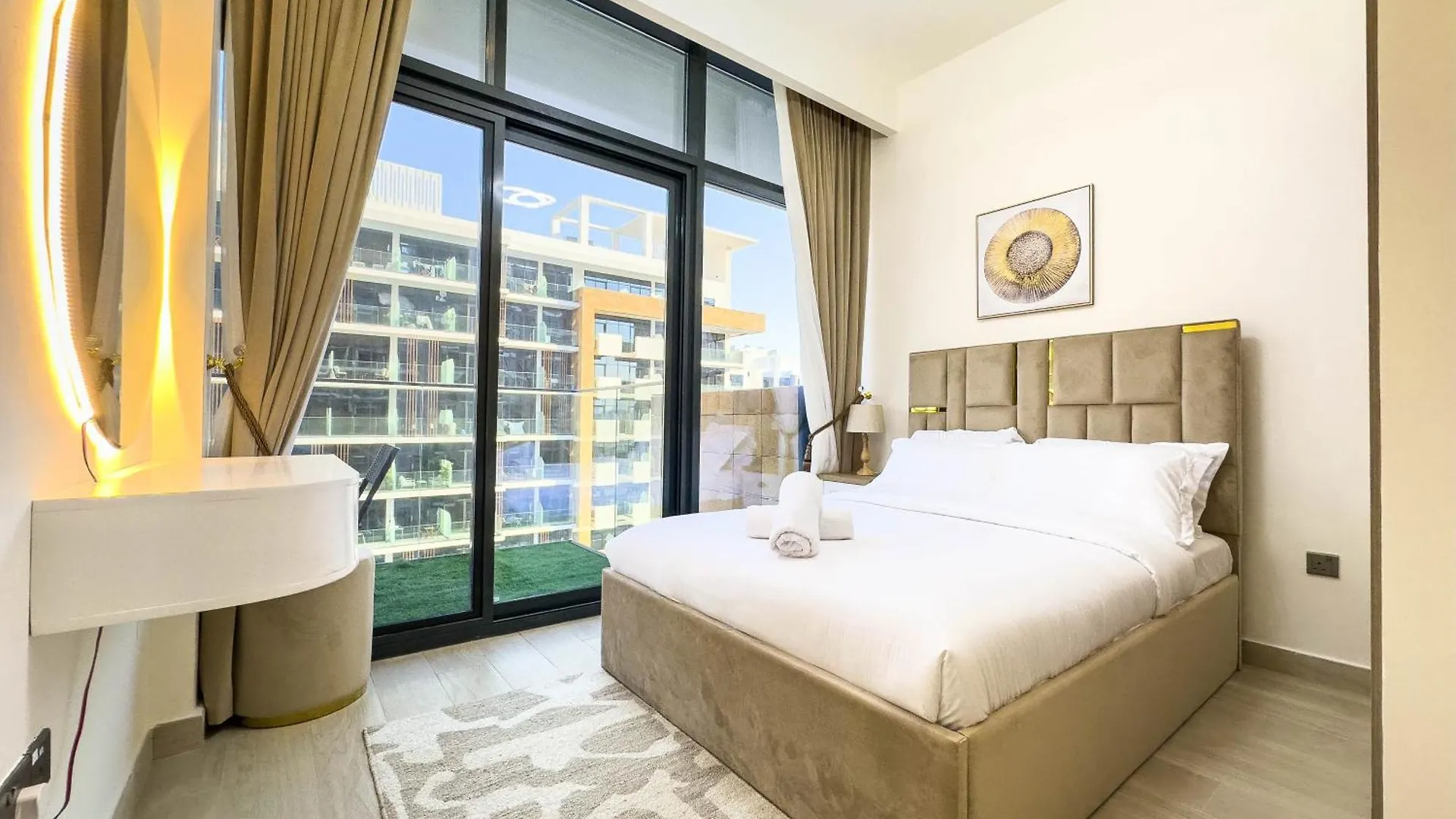 Cozy Studio Oasis In Meydan City Dubai United Arab Emirates