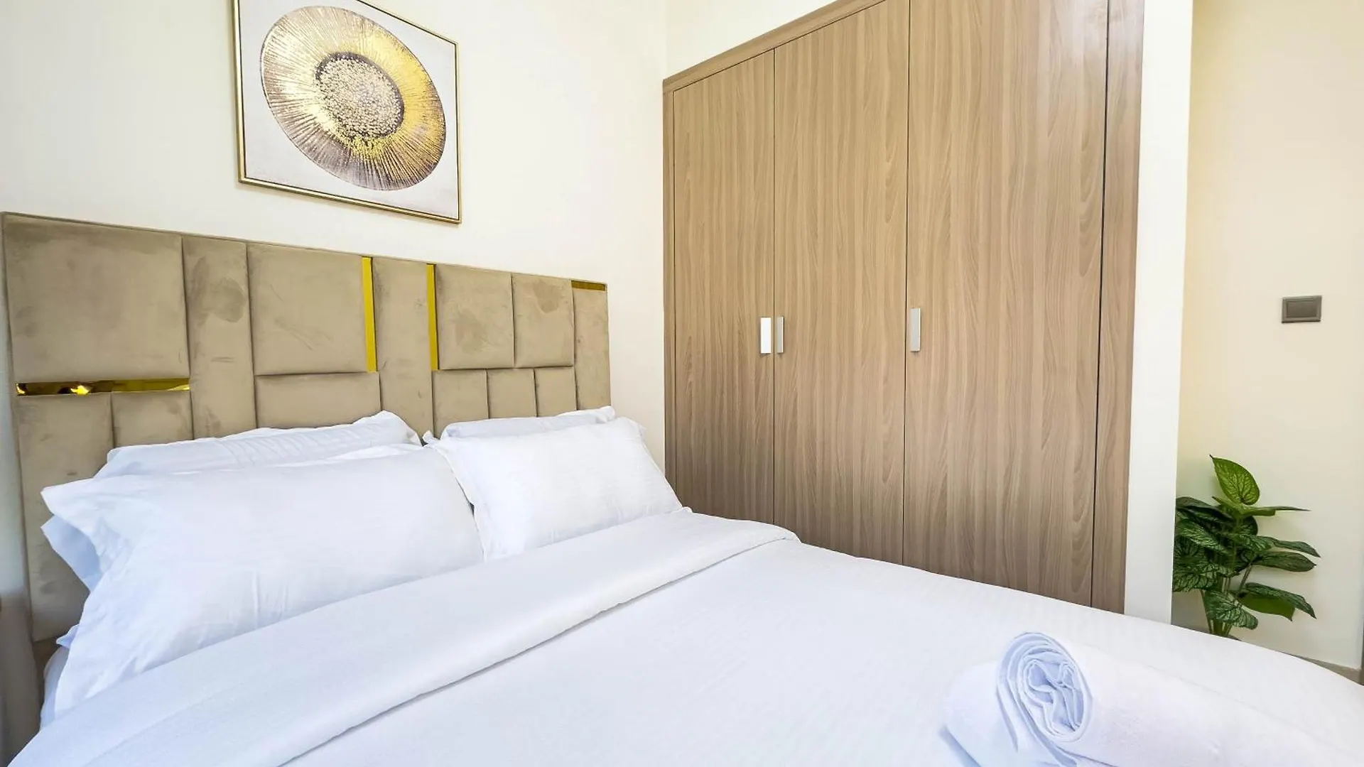 Cozy Studio Oasis In Meydan City Dubai Apartment