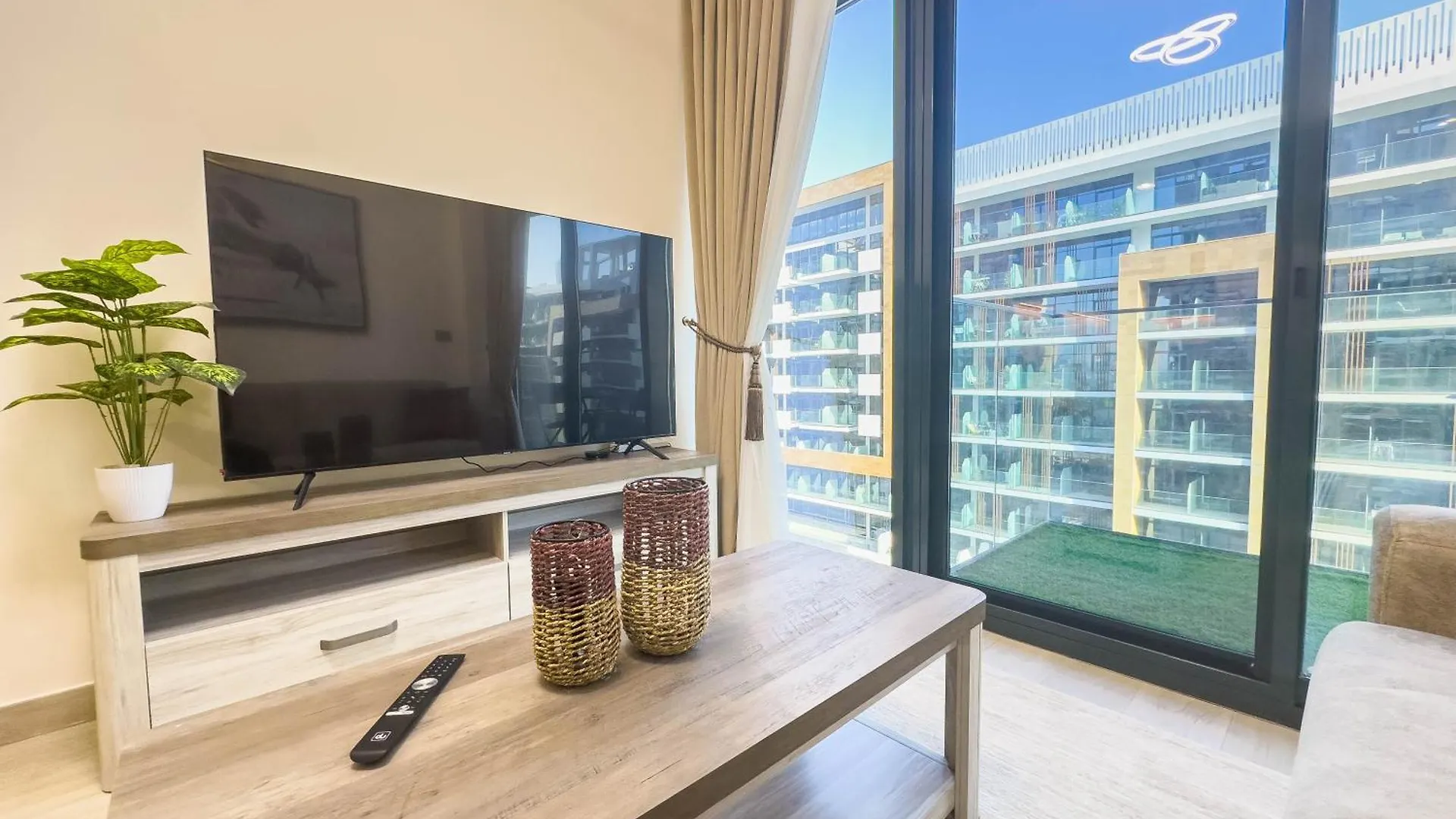 Apartment Cozy Studio Oasis In Meydan City Dubai United Arab Emirates