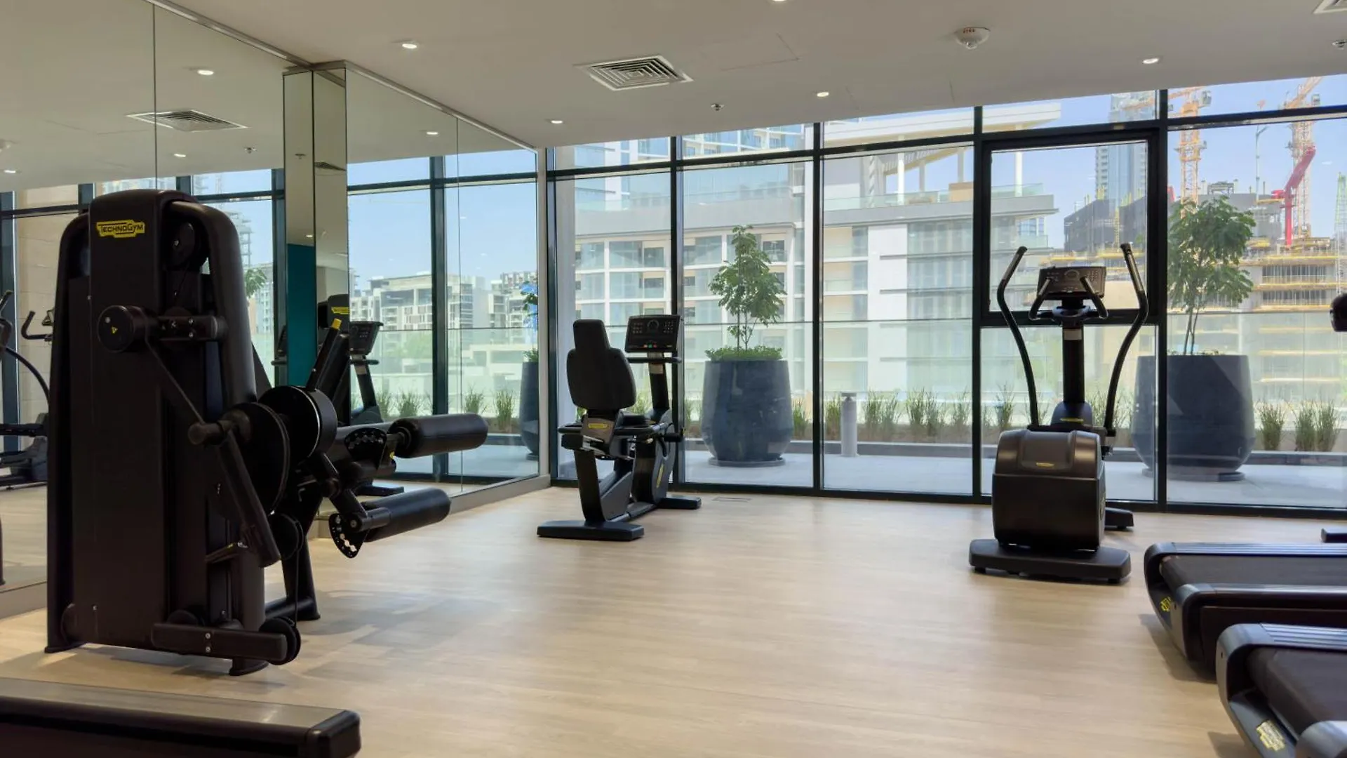 Cozy Studio Oasis In Meydan City Dubai Apartment
